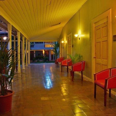 Hotel Liberia Luaran gambar