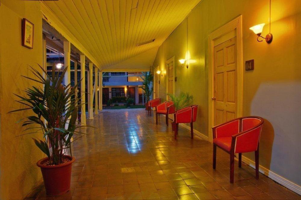 Hotel Liberia Luaran gambar